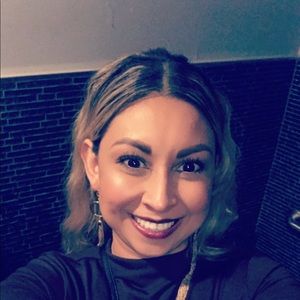 Meet your Posher, Rosa